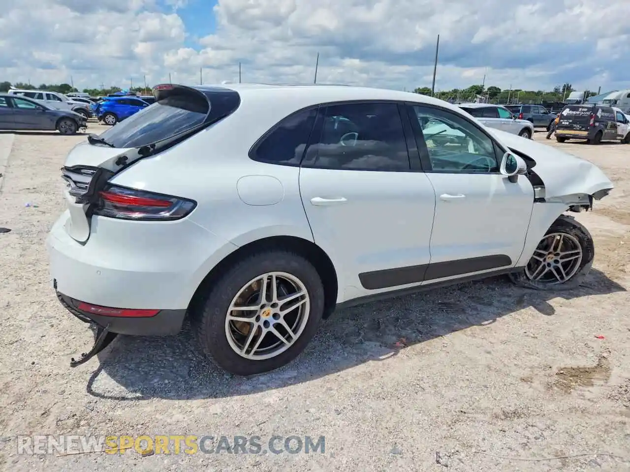 3 fotografías del automóvil dañado WP1AA2A56MLB01179 PORSCHE MACAN 2021