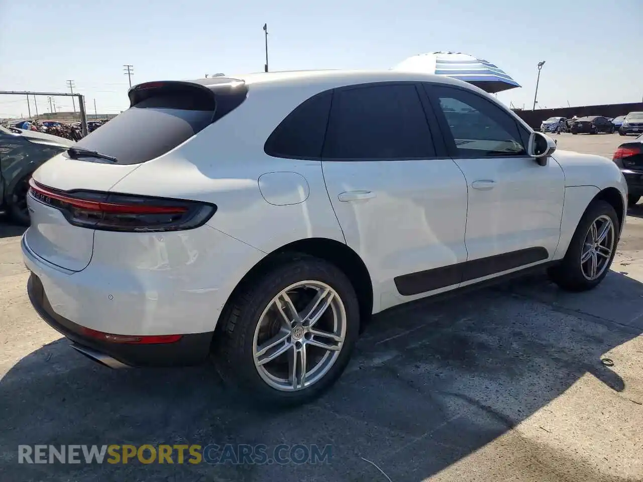 3 Photograph of a damaged car WP1AA2A56MLB03773 PORSCHE MACAN 2021