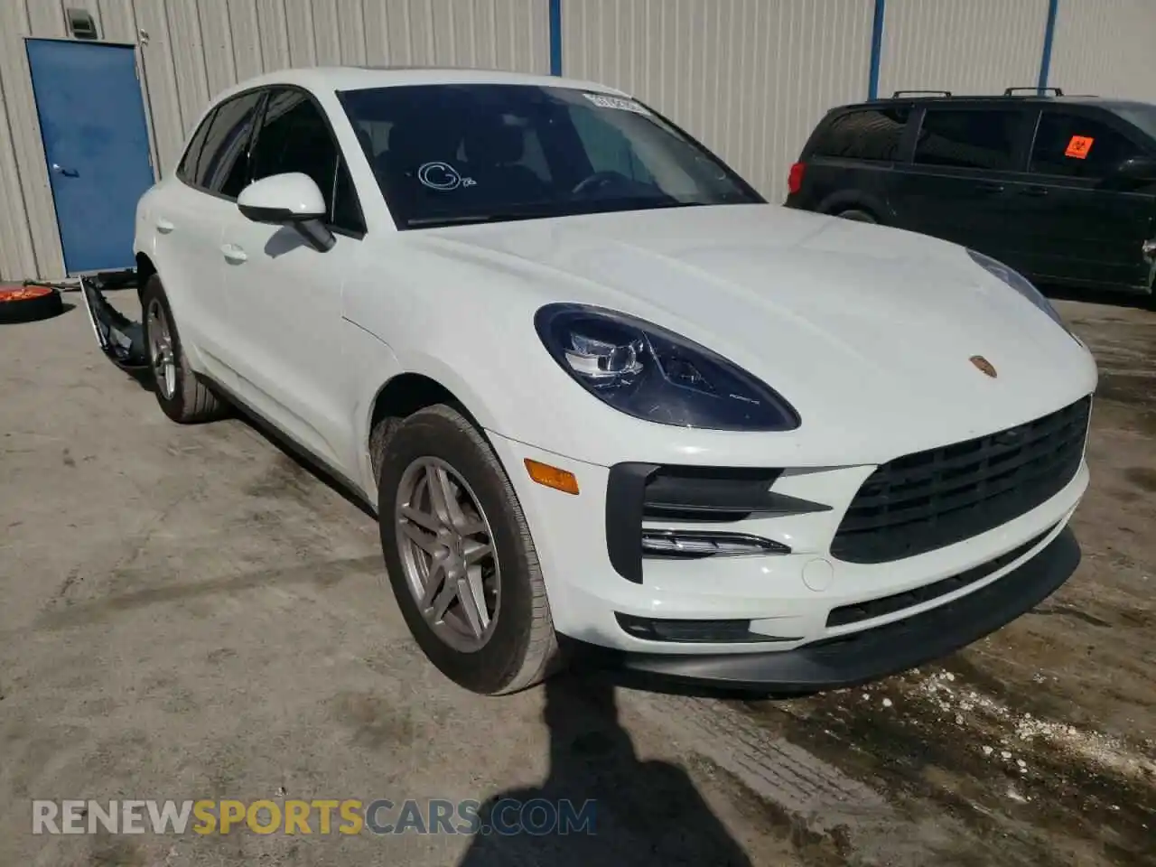 1 Photograph of a damaged car WP1AA2A57MLB00249 PORSCHE MACAN 2021