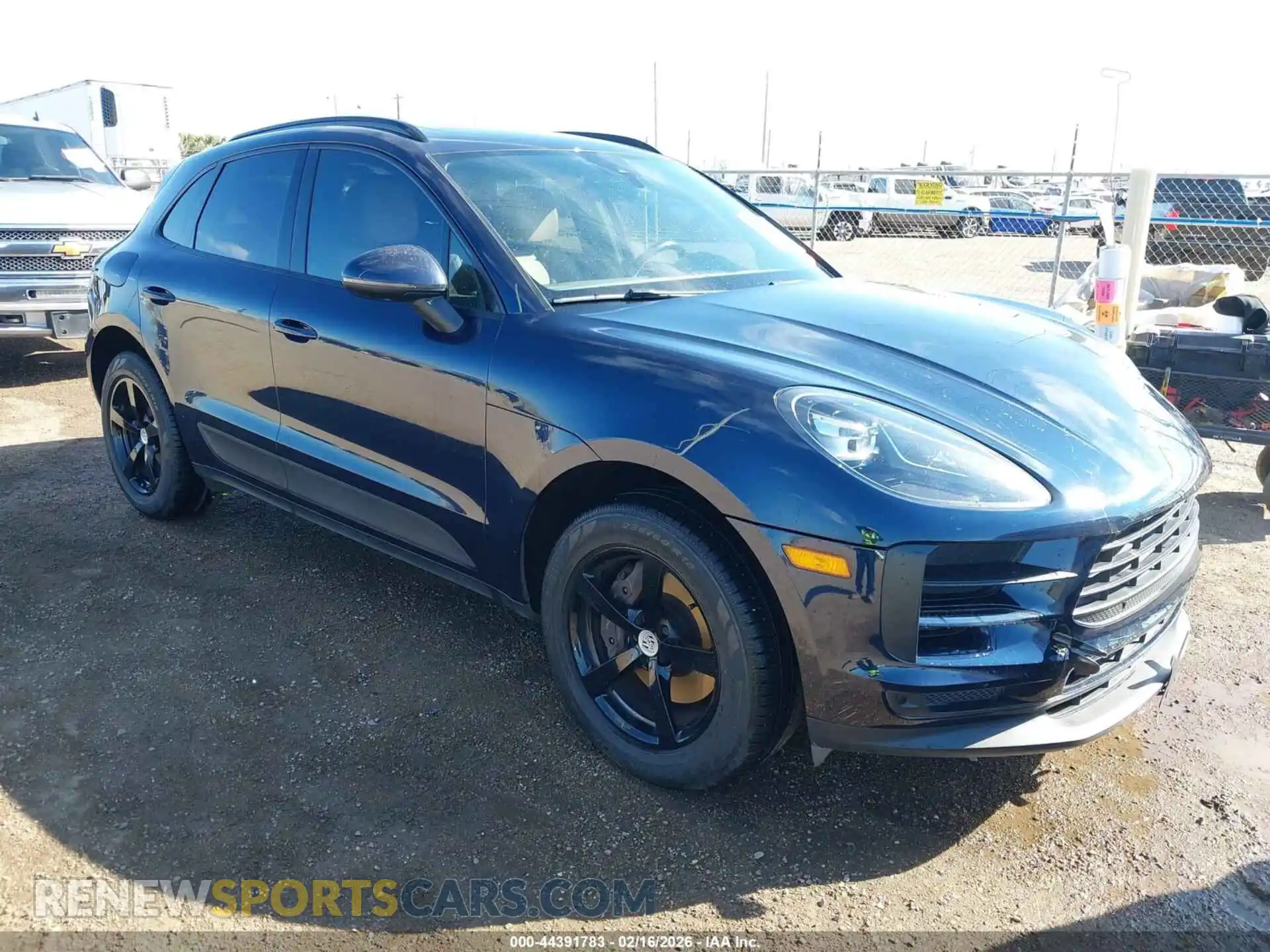 1 Photograph of a damaged car WP1AA2A57MLB07265 PORSCHE MACAN 2021