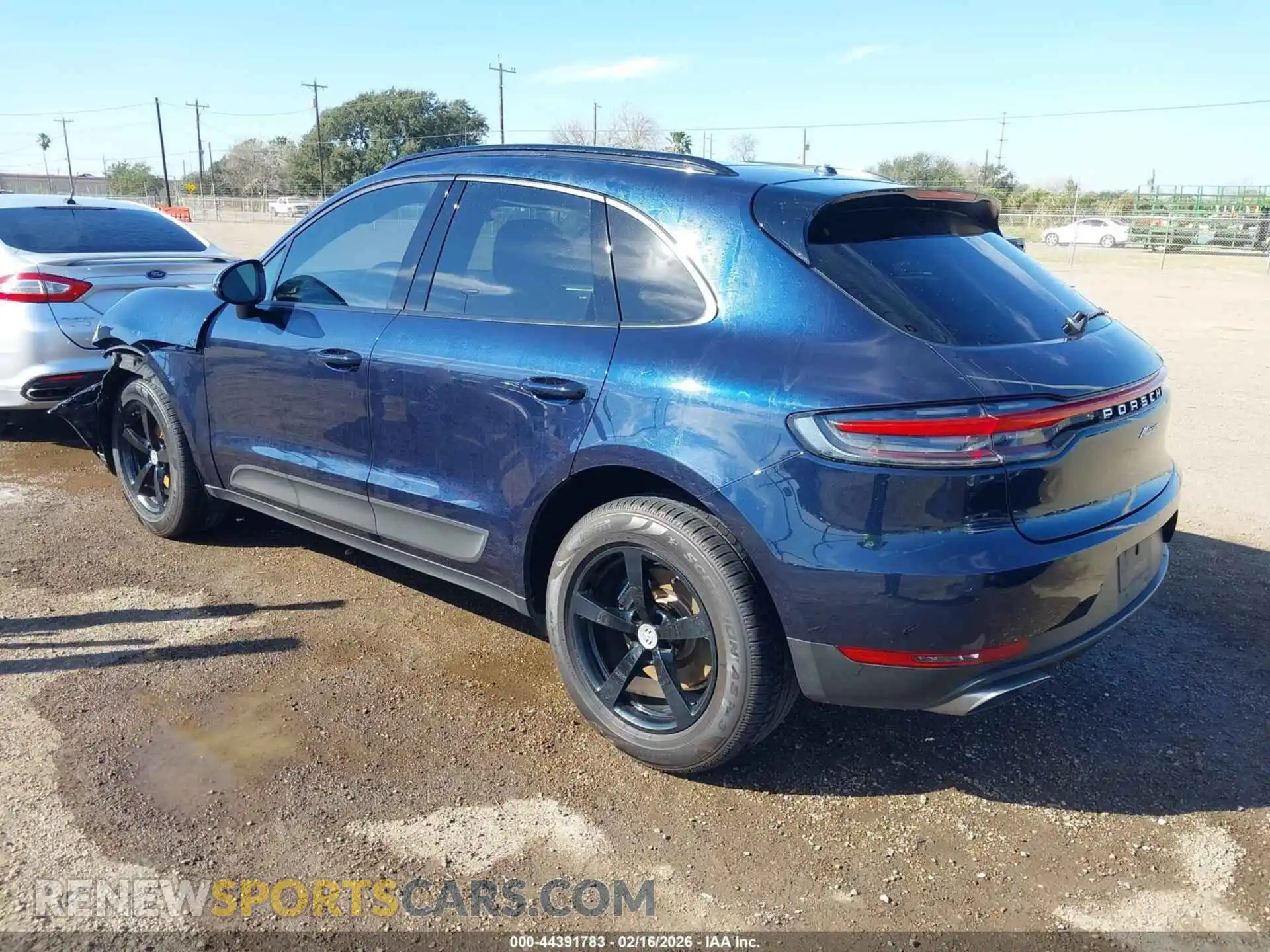 3 Photograph of a damaged car WP1AA2A57MLB07265 PORSCHE MACAN 2021