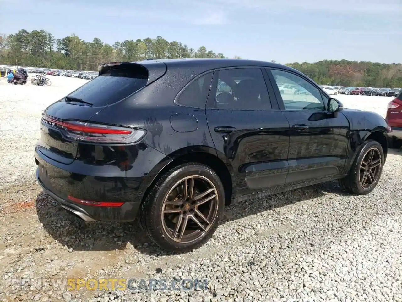 3 Photograph of a damaged car WP1AA2A57MLB14863 PORSCHE MACAN 2021