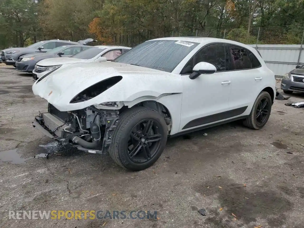 1 Photograph of a damaged car WP1AA2A57MLB18010 PORSCHE MACAN 2021