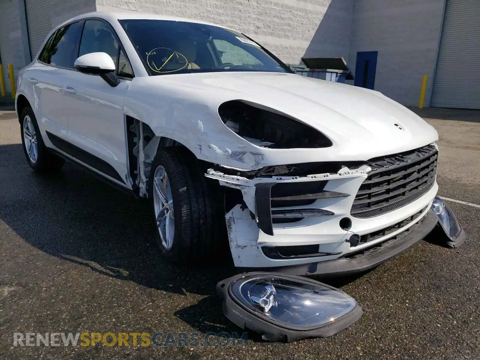 1 Photograph of a damaged car WP1AA2A58MLB04603 PORSCHE MACAN 2021