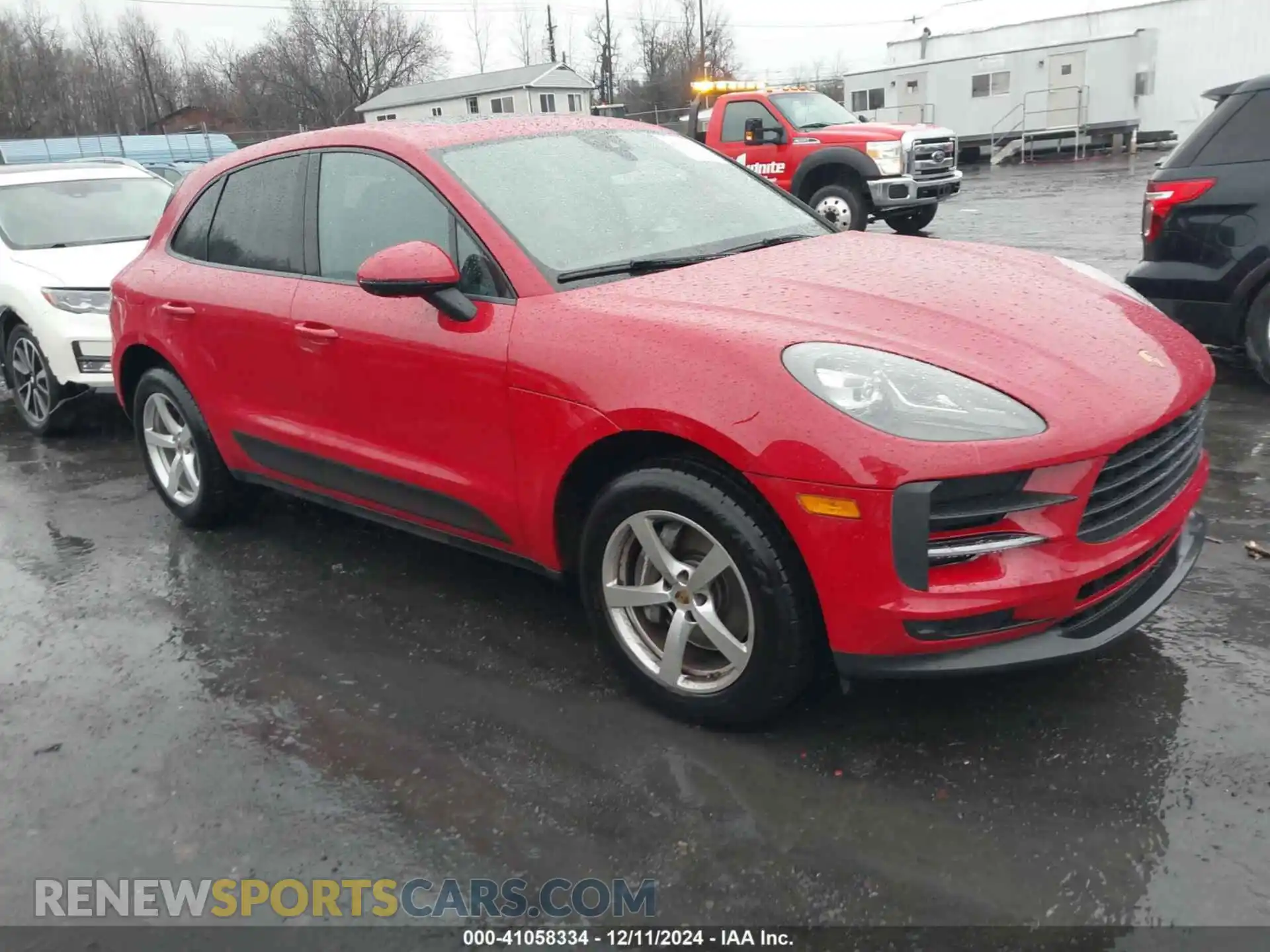 1 Photograph of a damaged car WP1AA2A58MLB05850 PORSCHE MACAN 2021