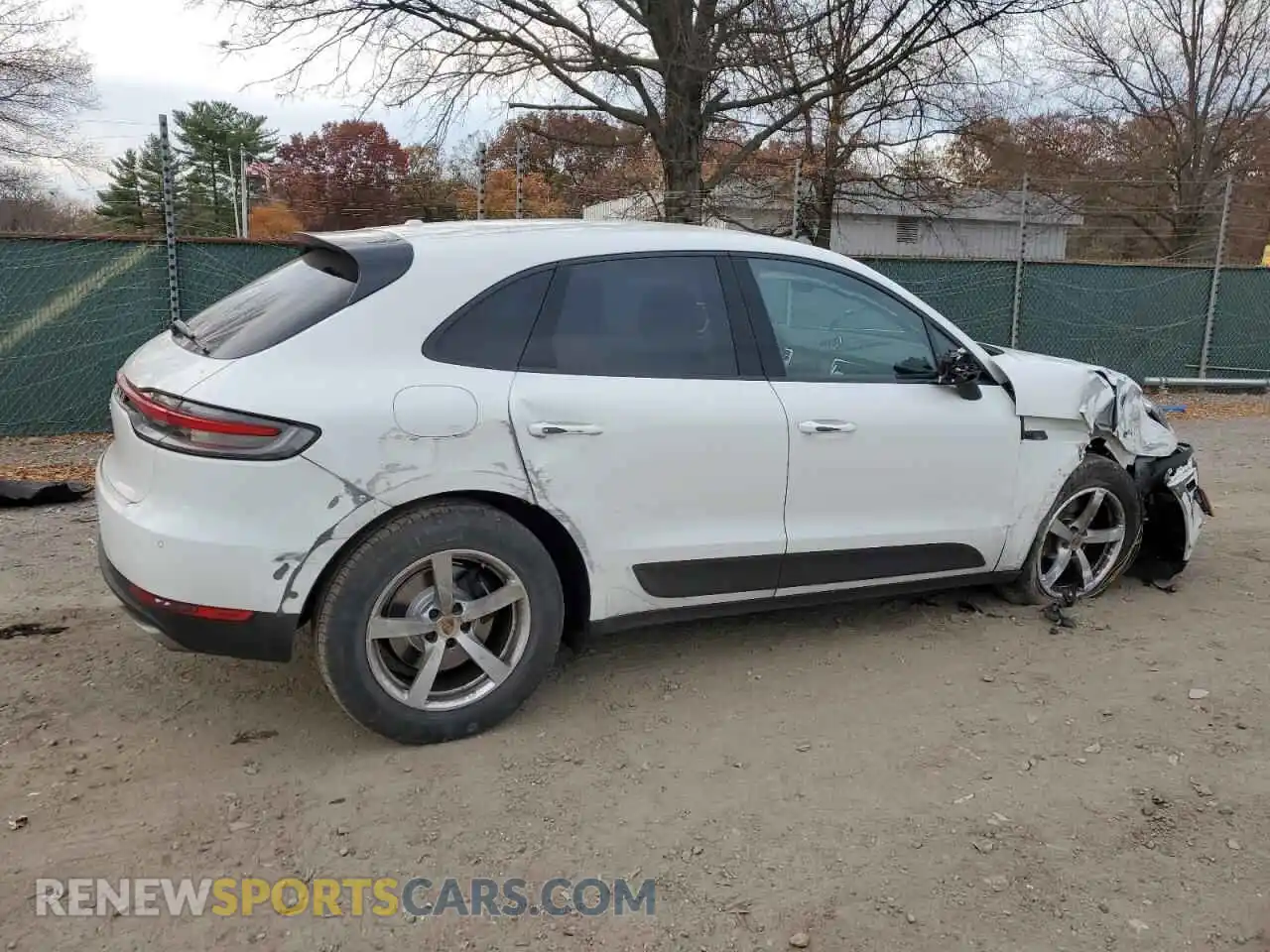 3 Photograph of a damaged car WP1AA2A58MLB08313 PORSCHE MACAN 2021