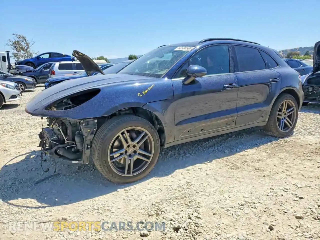 1 Photograph of a damaged car WP1AA2A58MLB16167 PORSCHE MACAN 2021