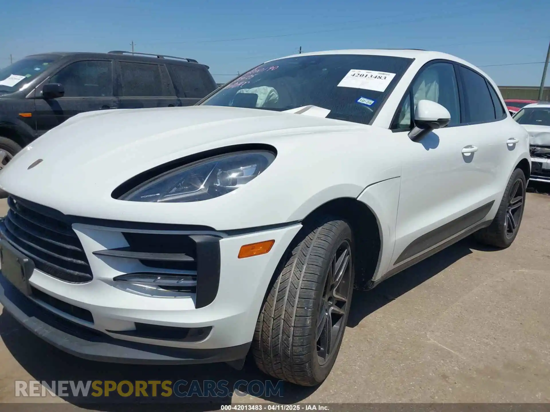 2 Photograph of a damaged car WP1AA2A59MLB00947 PORSCHE MACAN 2021