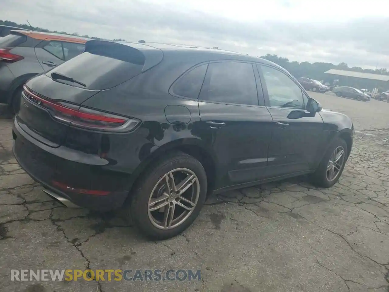 3 Photograph of a damaged car WP1AA2A5XMLB14470 PORSCHE MACAN 2021