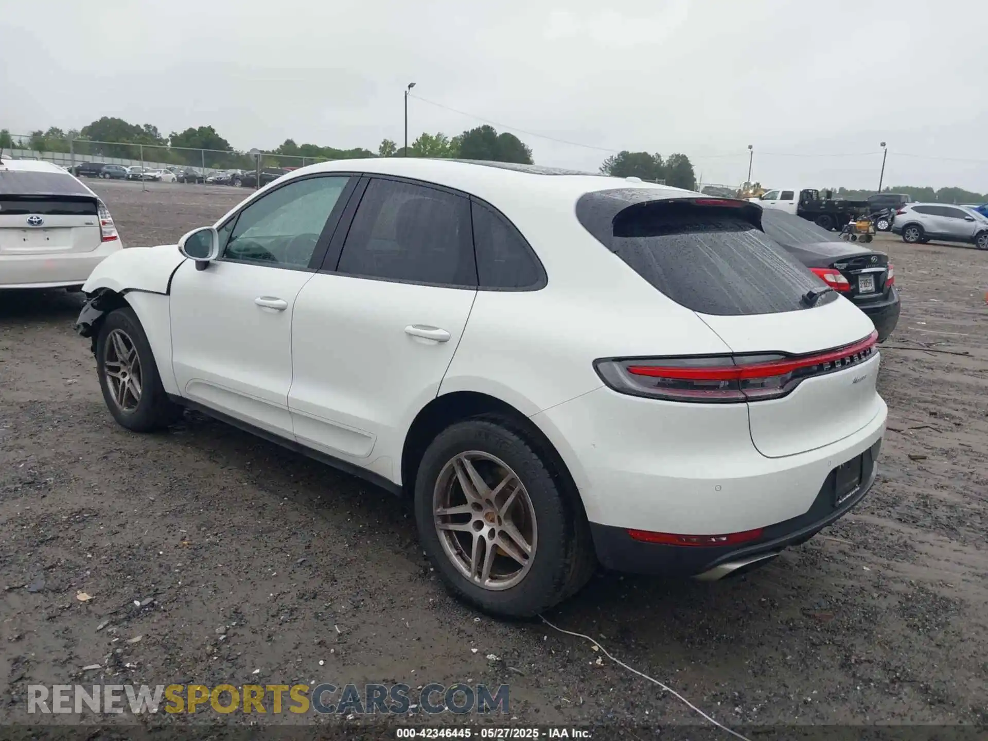 3 fotografías del automóvil dañado WP1AA2A5XMLB16221 PORSCHE MACAN 2021
