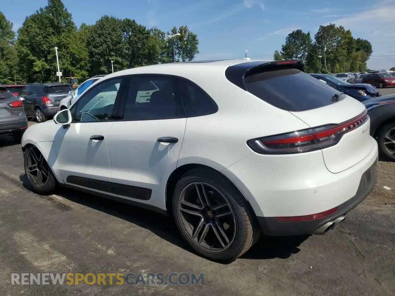 2 Фотография поврежденного автомобиля WP1AB2A50MLB31372 PORSCHE MACAN 2021