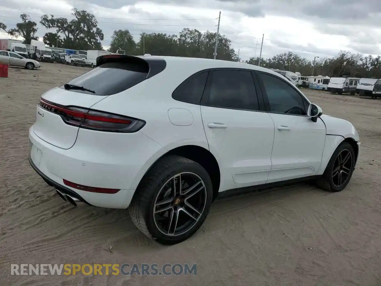 3 Photograph of a damaged car WP1AB2A50MLB37821 PORSCHE MACAN 2021