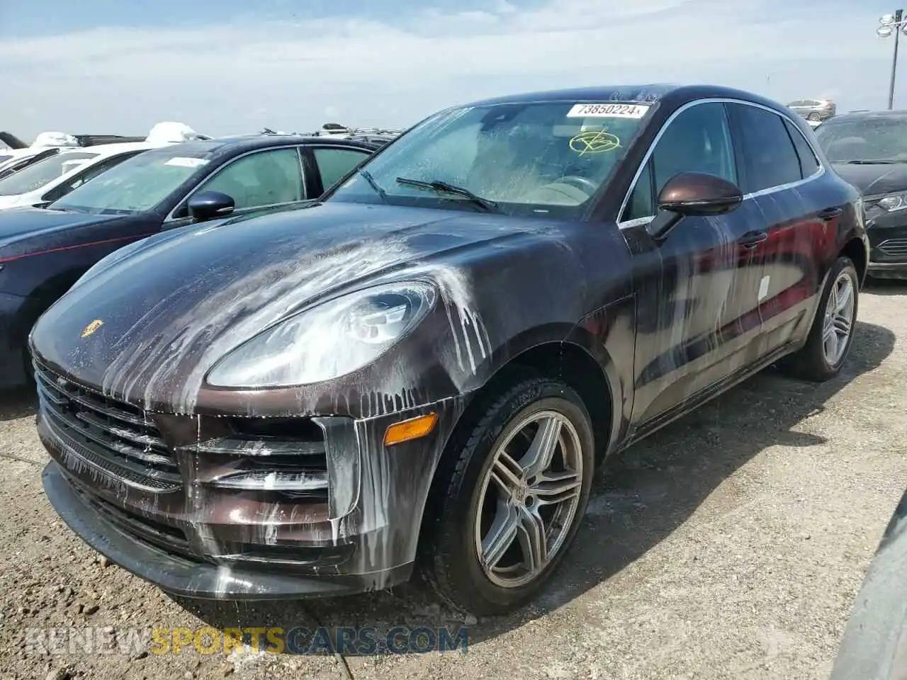 1 Photograph of a damaged car WP1AB2A56MLB32218 PORSCHE MACAN 2021