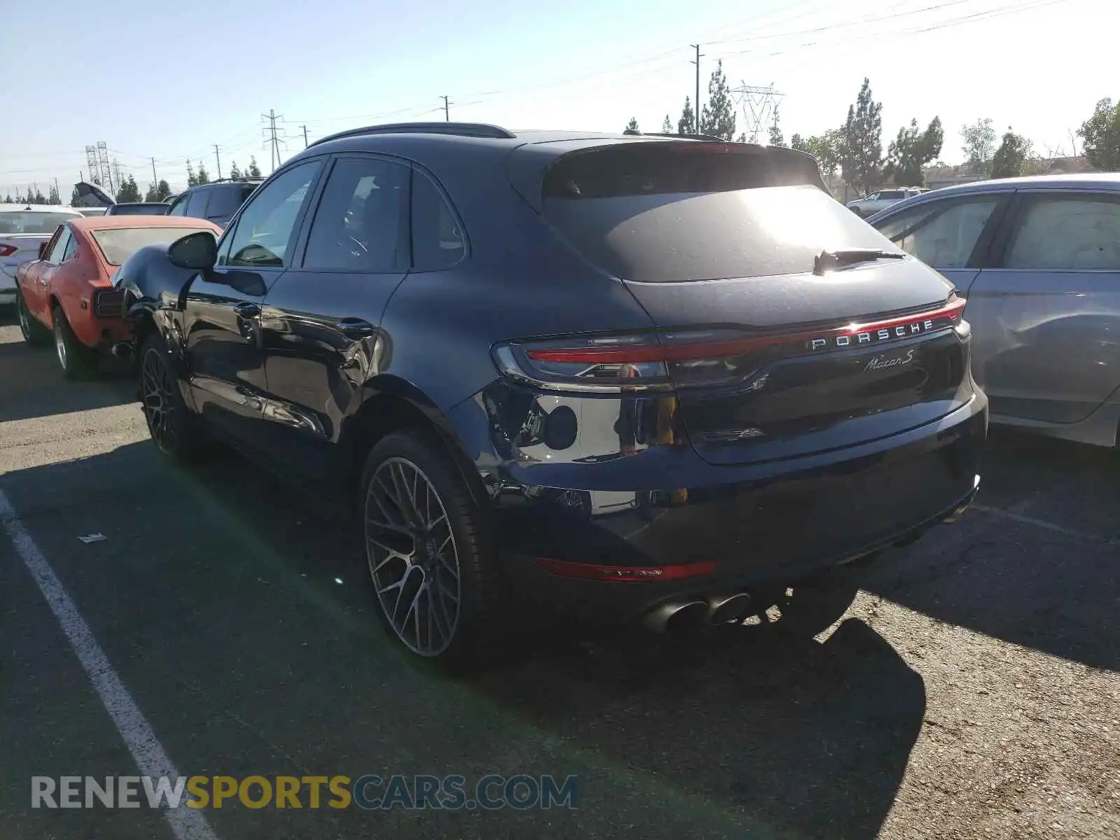 3 Photograph of a damaged car WP1AB2A57MLB31966 PORSCHE MACAN 2021