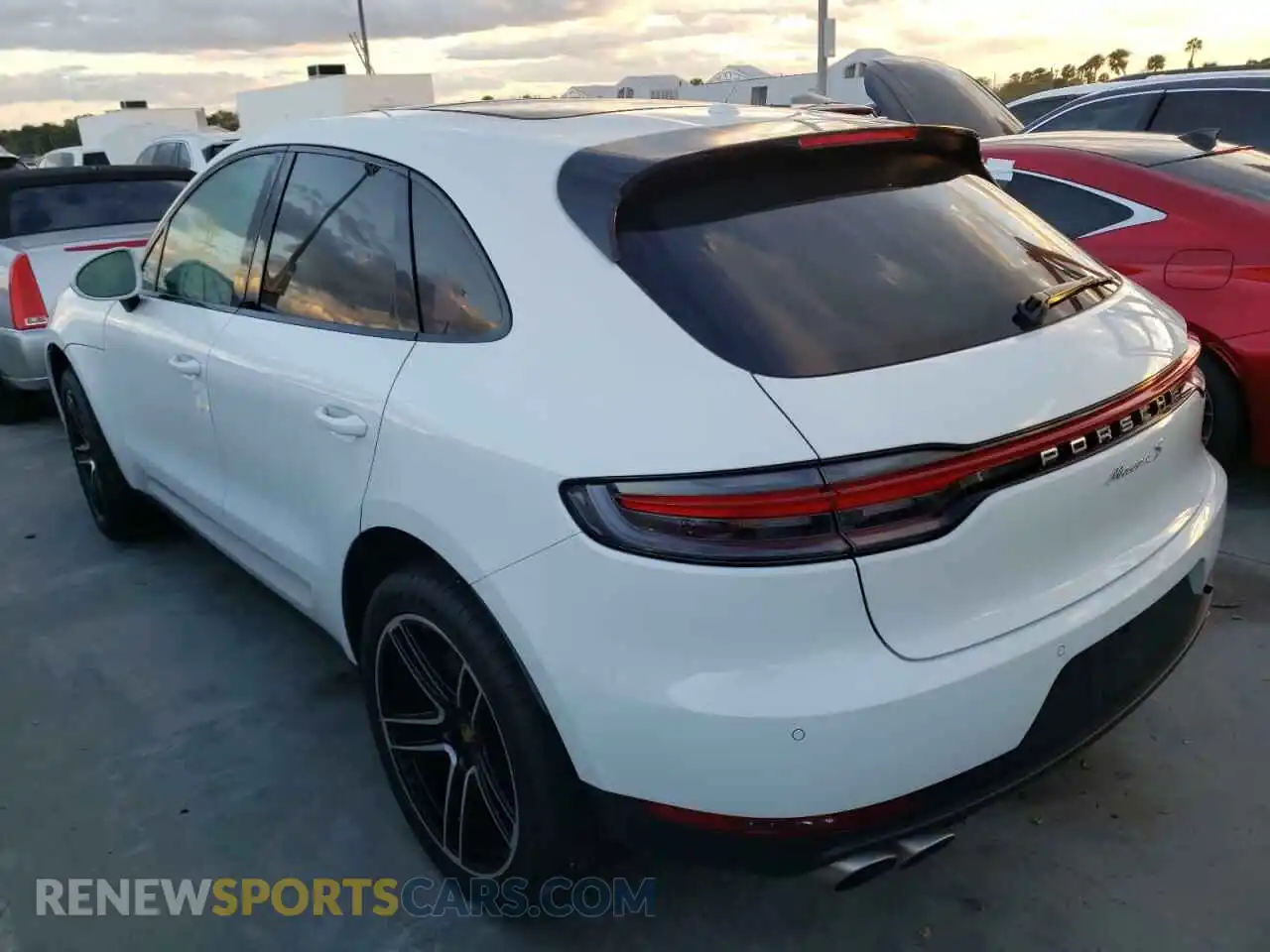 3 Photograph of a damaged car WP1AB2A57MLB36455 PORSCHE MACAN 2021