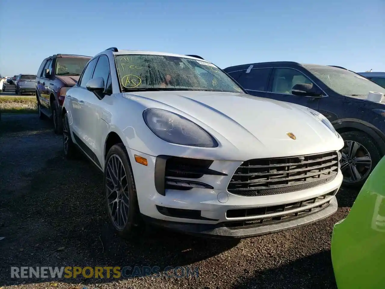 1 Photograph of a damaged car WP1AB2A59MLB31192 PORSCHE MACAN 2021