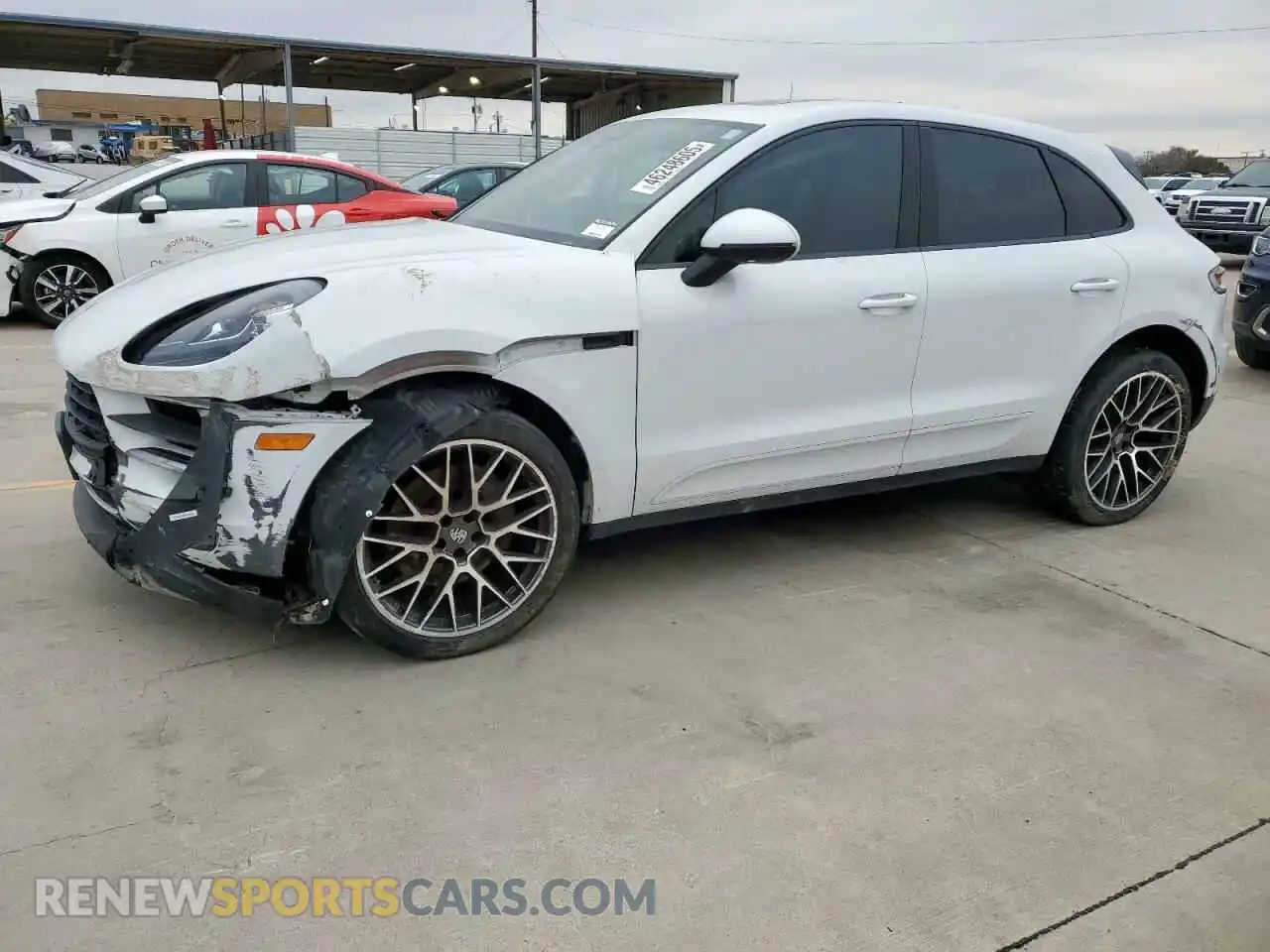 1 Photograph of a damaged car WP1AB2A59MLB38529 PORSCHE MACAN 2021