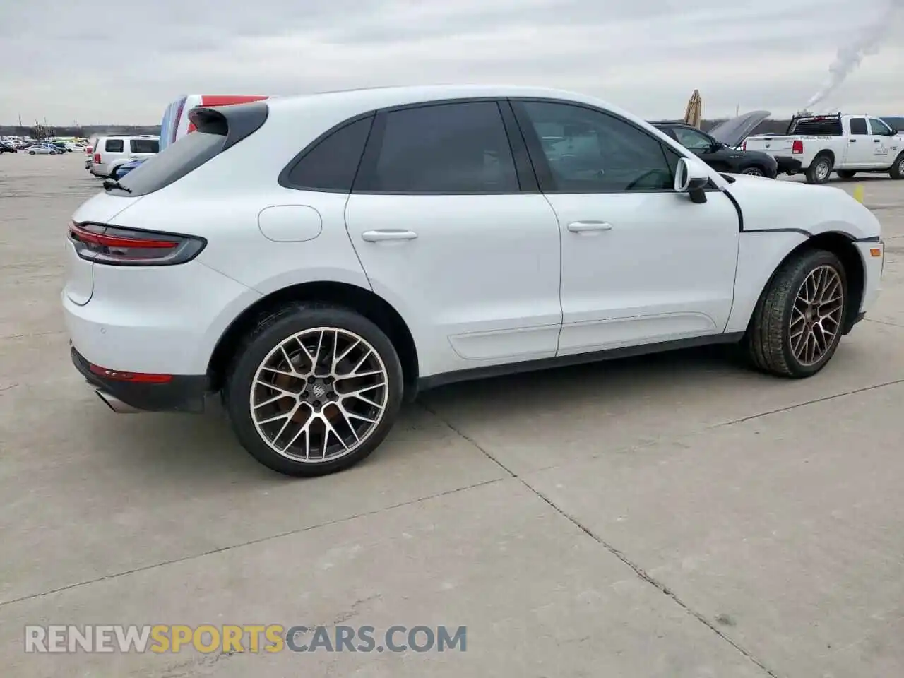 3 Photograph of a damaged car WP1AB2A59MLB38529 PORSCHE MACAN 2021