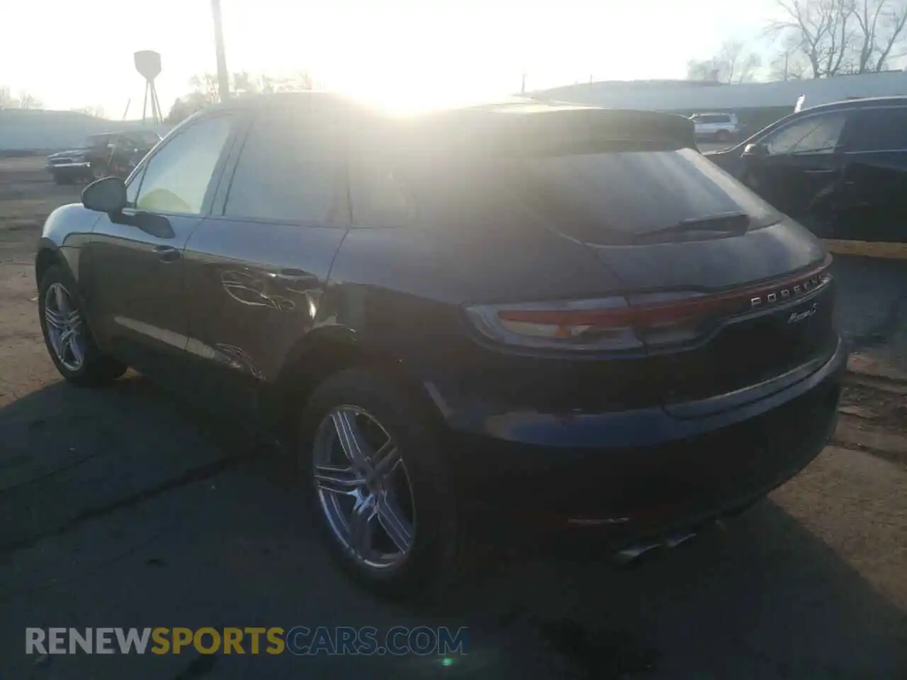 3 Photograph of a damaged car WP1AB2A5XMLB31220 PORSCHE MACAN 2021