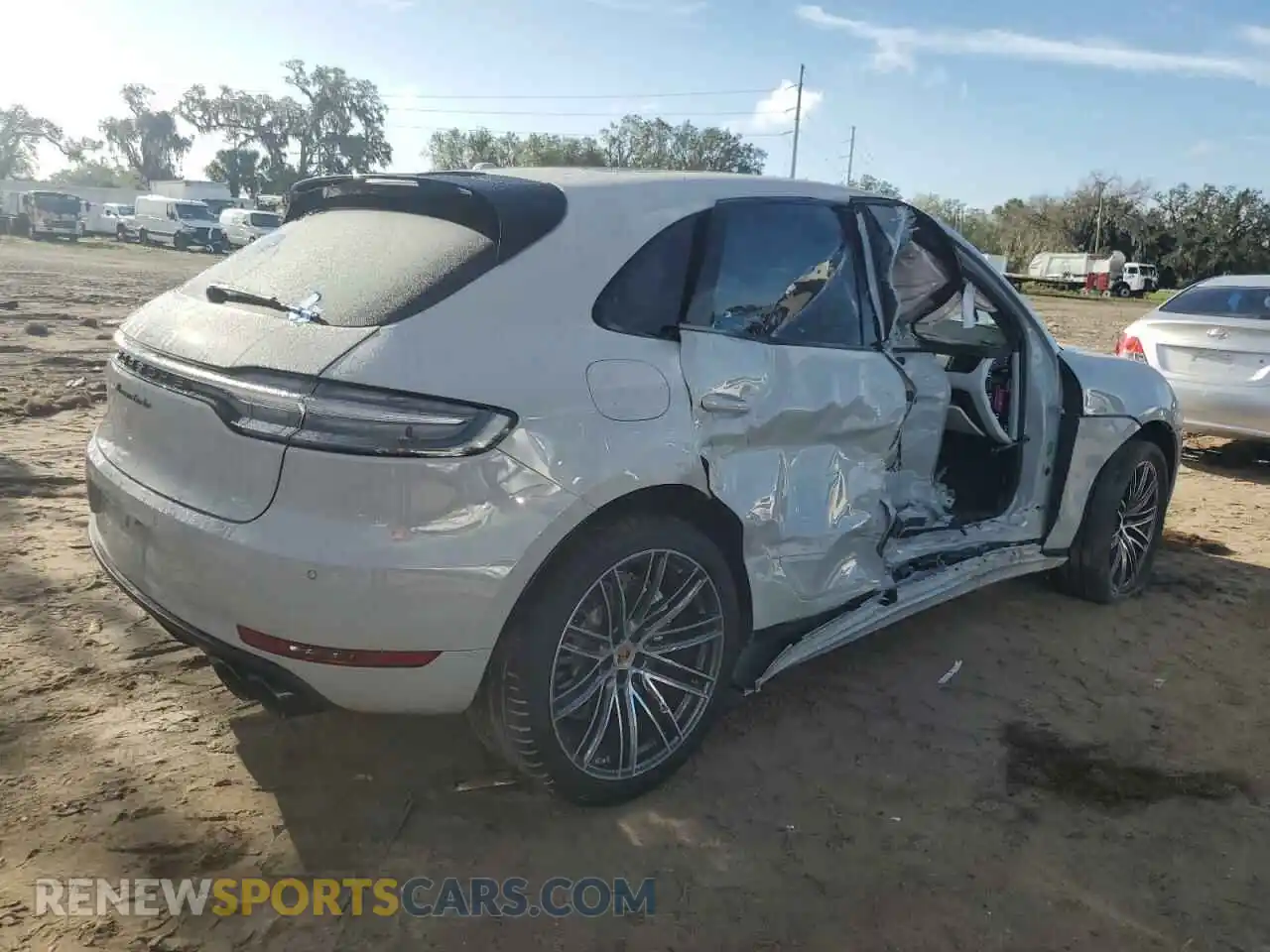3 Photograph of a damaged car WP1AF2A54MLB60829 PORSCHE MACAN 2021