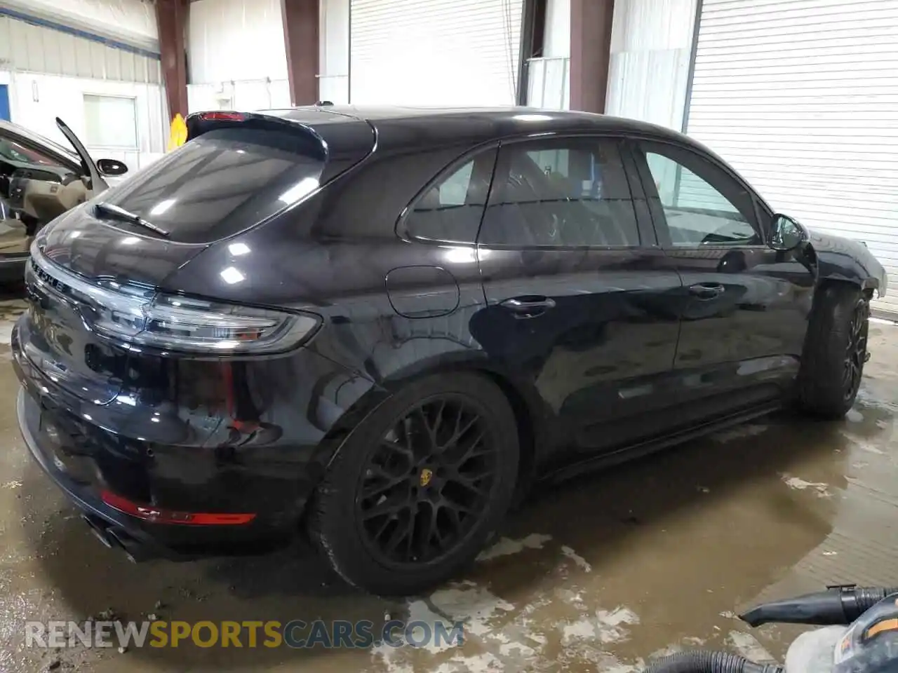 3 Photograph of a damaged car WP1AG2A53MLB51262 PORSCHE MACAN 2021