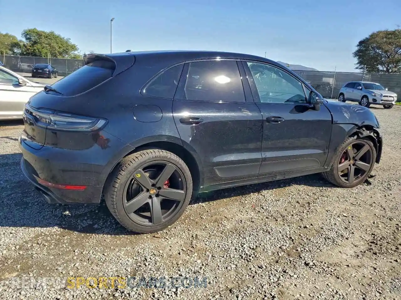 3 Photograph of a damaged car WP1AG2A59MLB51203 PORSCHE MACAN 2021