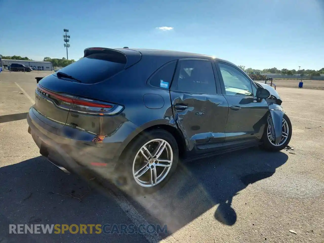 3 Photograph of a damaged car WP1AA2A54NLB03711 PORSCHE MACAN 2022