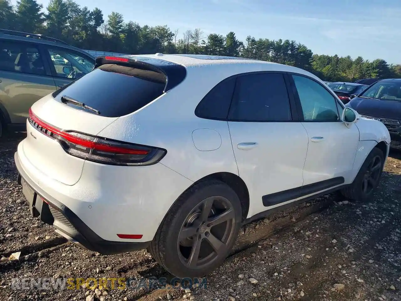 3 fotografías del automóvil dañado WP1AA2A55NLB04740 PORSCHE MACAN 2022