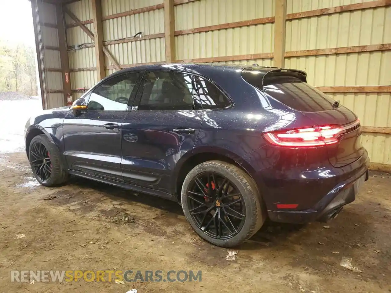 2 Photograph of a damaged car WP1AF2A50NLB30096 PORSCHE MACAN 2022