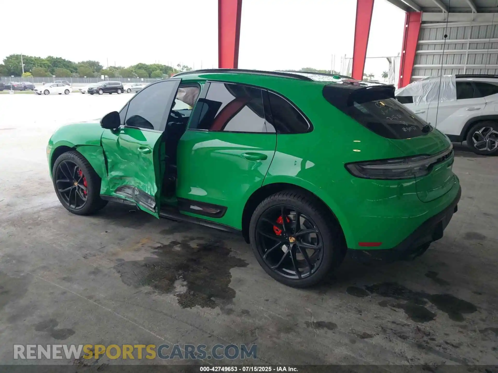 3 fotografías del automóvil dañado WP1AF2A51NLB30561 PORSCHE MACAN 2022