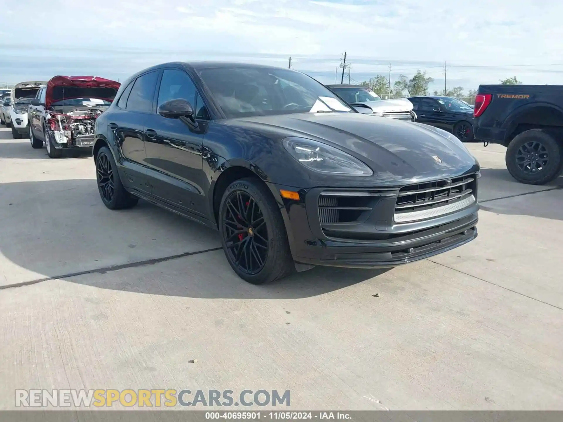1 Photograph of a damaged car WP1AF2A52NLB32416 PORSCHE MACAN 2022
