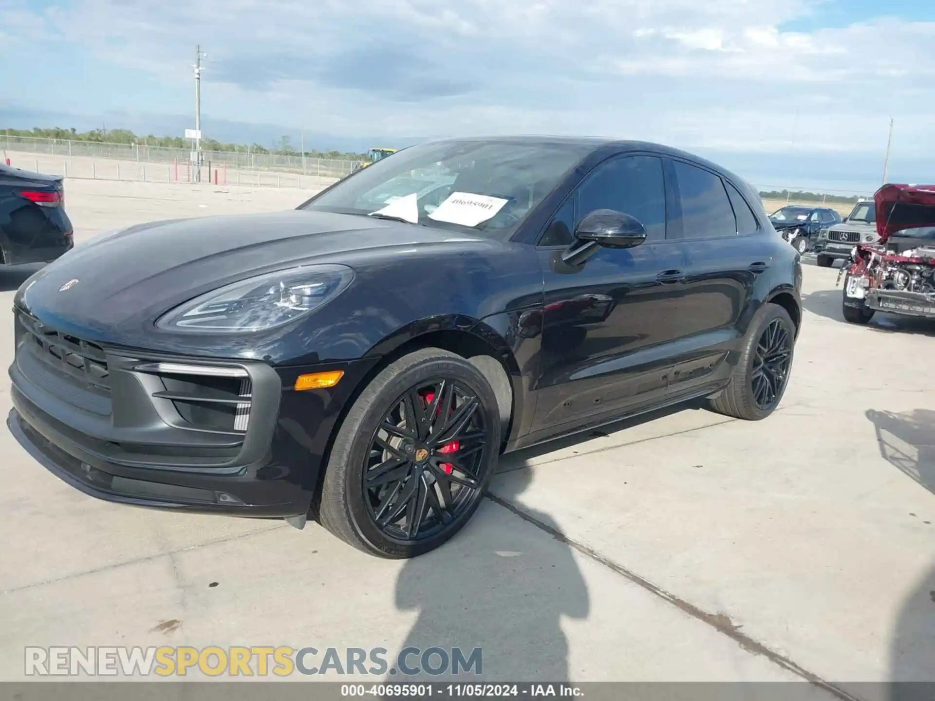 2 Photograph of a damaged car WP1AF2A52NLB32416 PORSCHE MACAN 2022