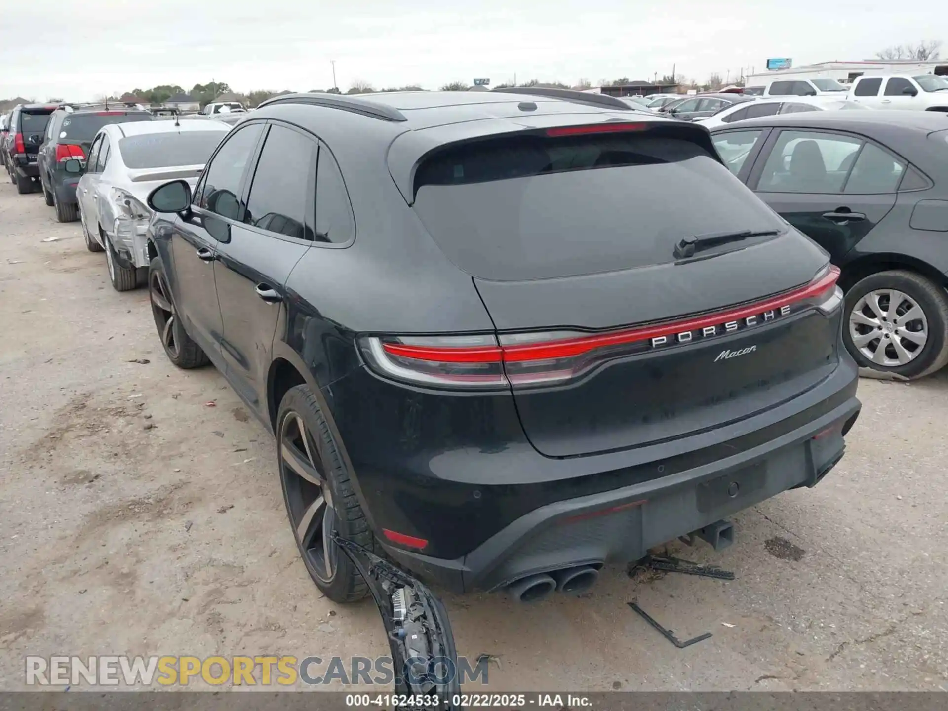 3 Photograph of a damaged car WP1AA2A54PLB16364 PORSCHE MACAN 2023