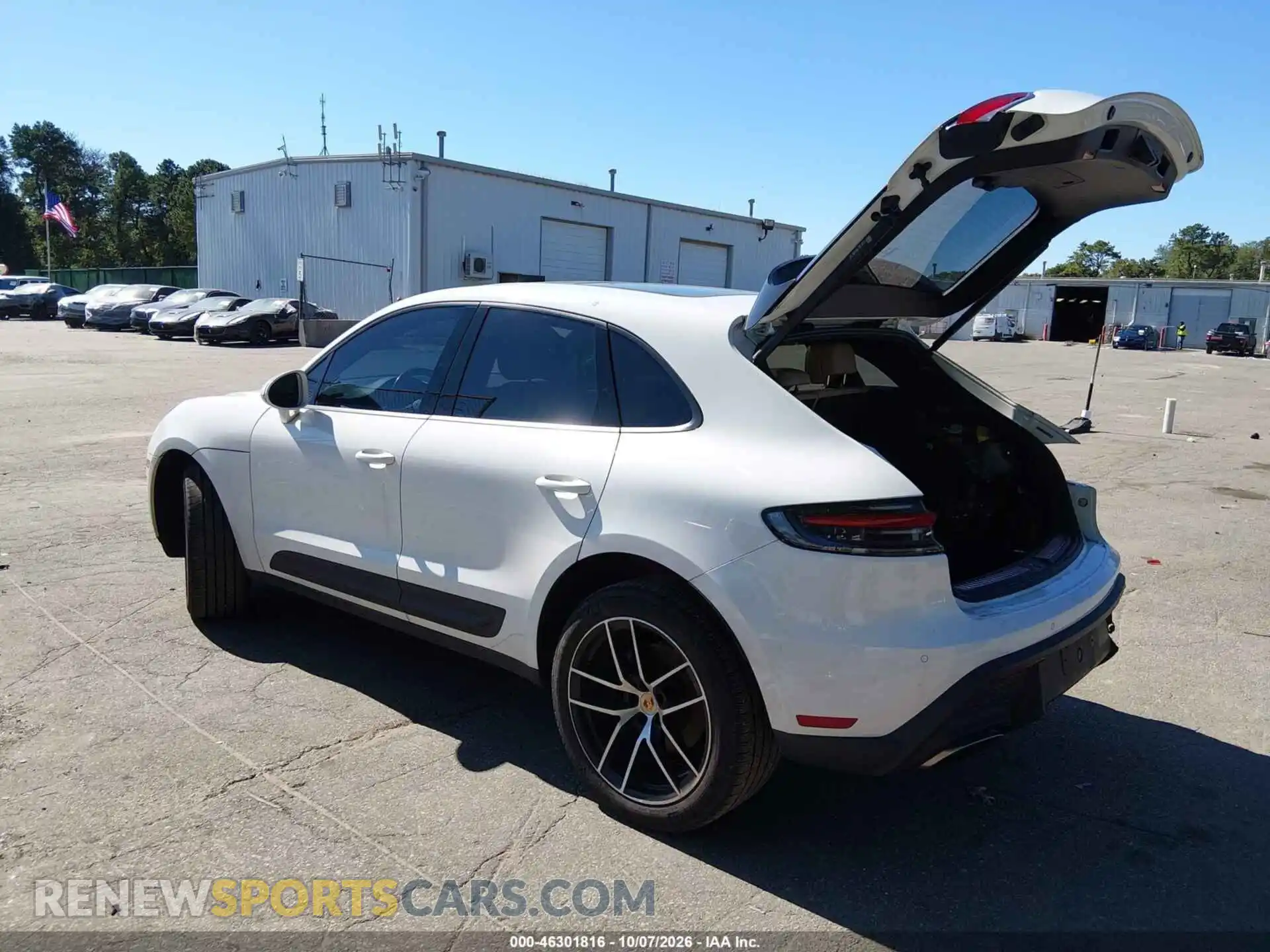 3 Photograph of a damaged car WP1AA2A54PLB16915 PORSCHE MACAN 2023