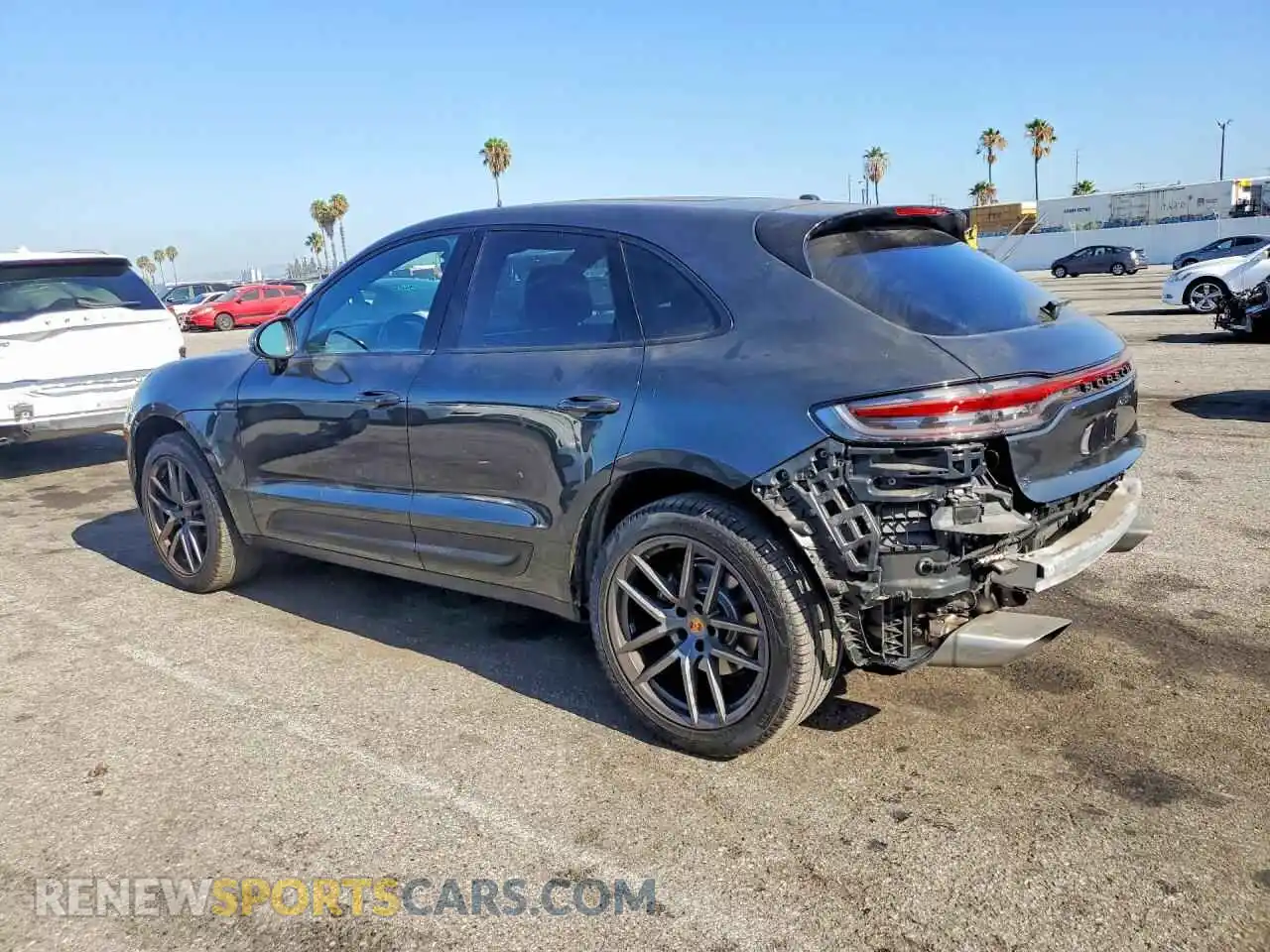 2 Фотография поврежденного автомобиля WP1AA2A57PLB21400 PORSCHE MACAN 2023