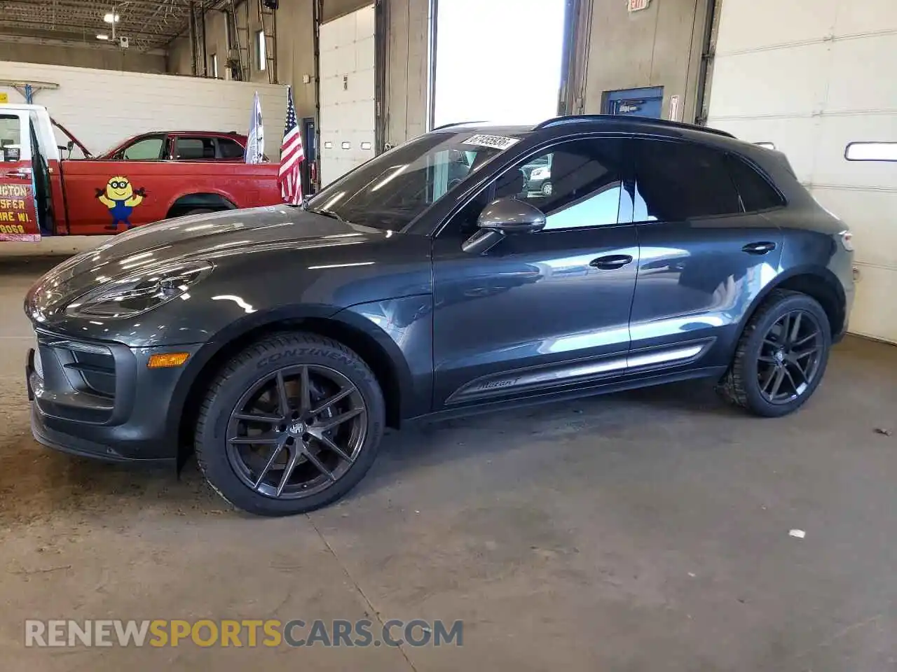 1 Photograph of a damaged car WP1AA2A59PLB03433 PORSCHE MACAN 2023
