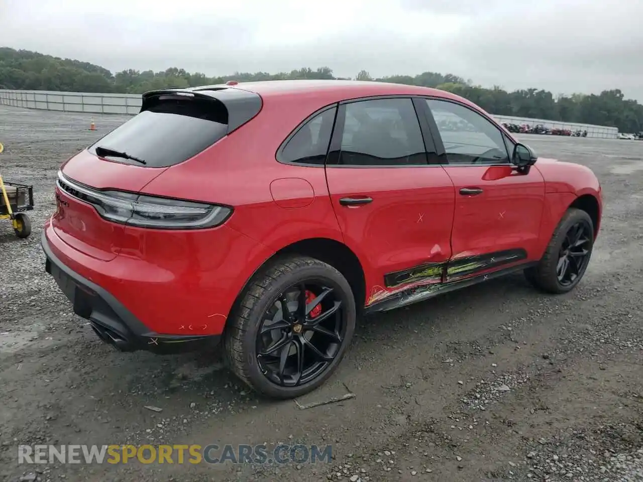 3 Фотография поврежденного автомобиля WP1AF2A52PLB56895 PORSCHE MACAN 2023