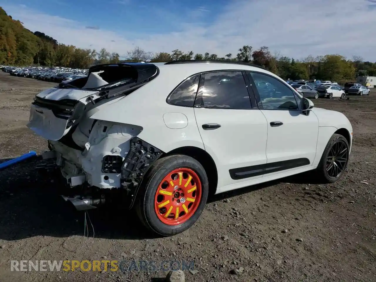 3 Photograph of a damaged car WP1AF2A55PLB55014 PORSCHE MACAN 2023