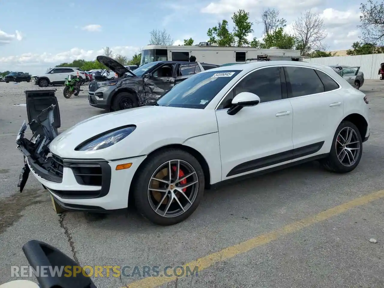 1 Photograph of a damaged car WP1AG2A51PLB40569 PORSCHE MACAN 2023