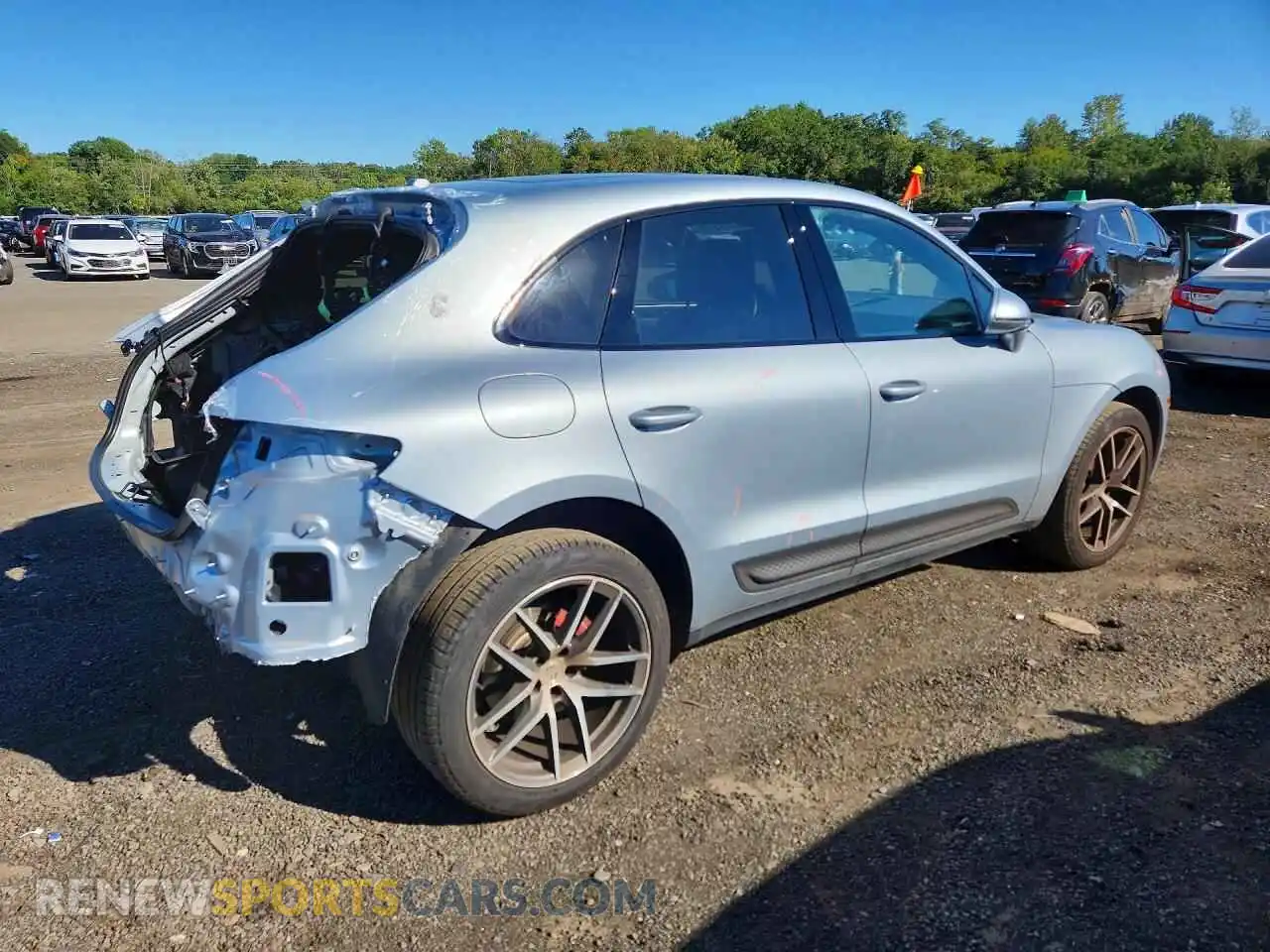 3 Photograph of a damaged car WP1AG2A52PLB37521 PORSCHE MACAN 2023