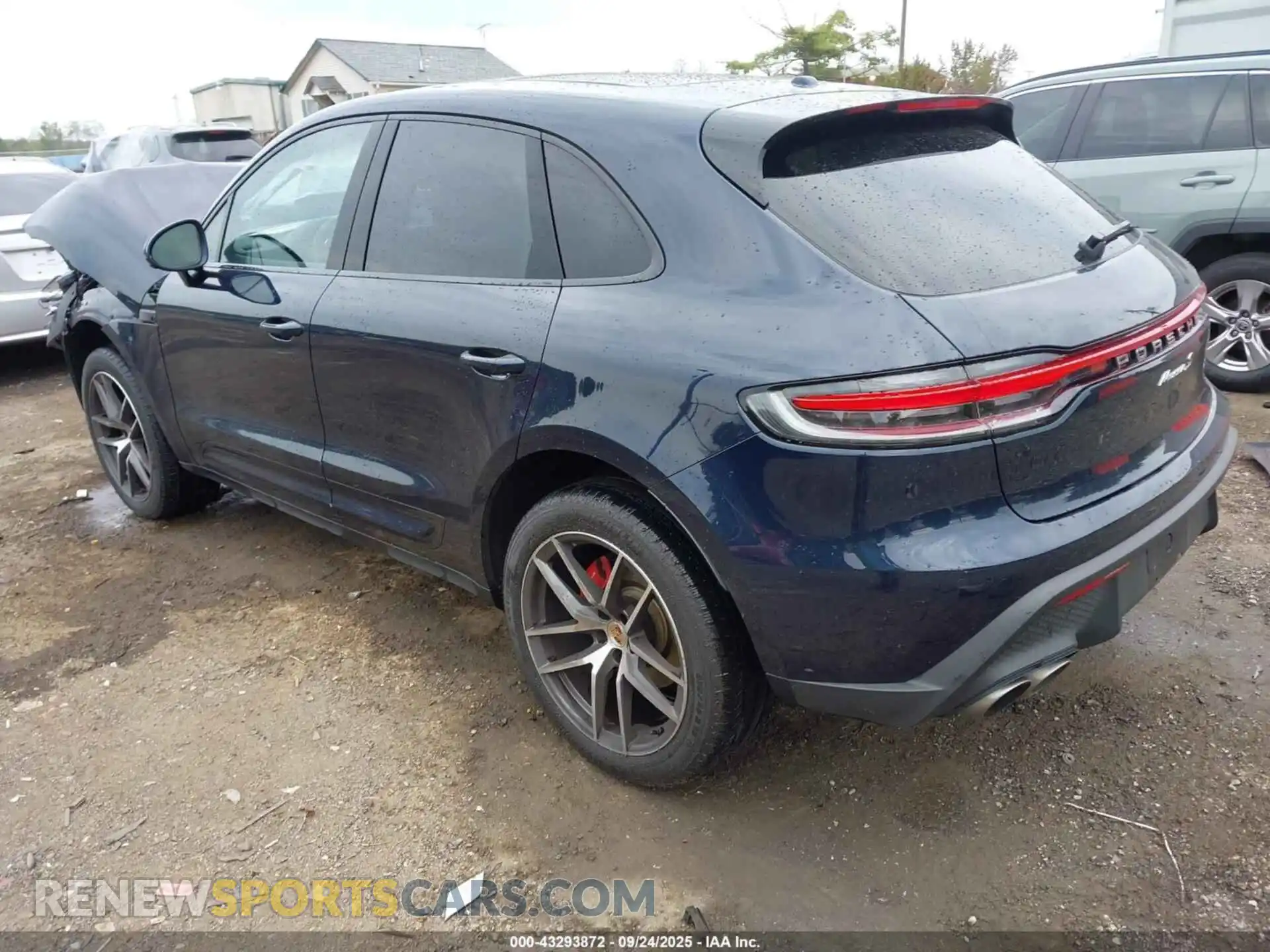 3 Photograph of a damaged car WP1AG2A54PLB37004 PORSCHE MACAN 2023