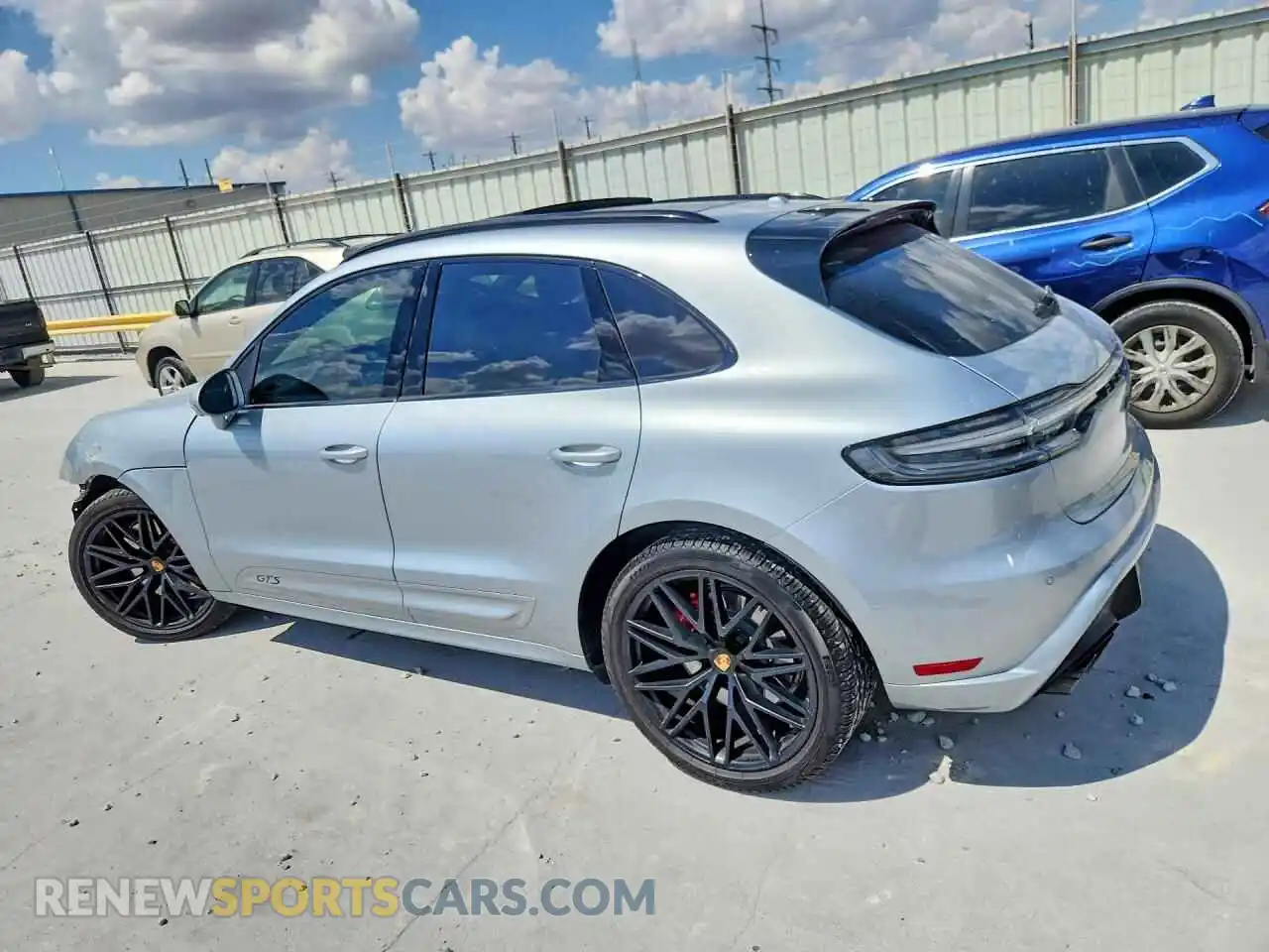 2 Photograph of a damaged car WP1AF2A56RLB57065 PORSCHE MACAN 2024