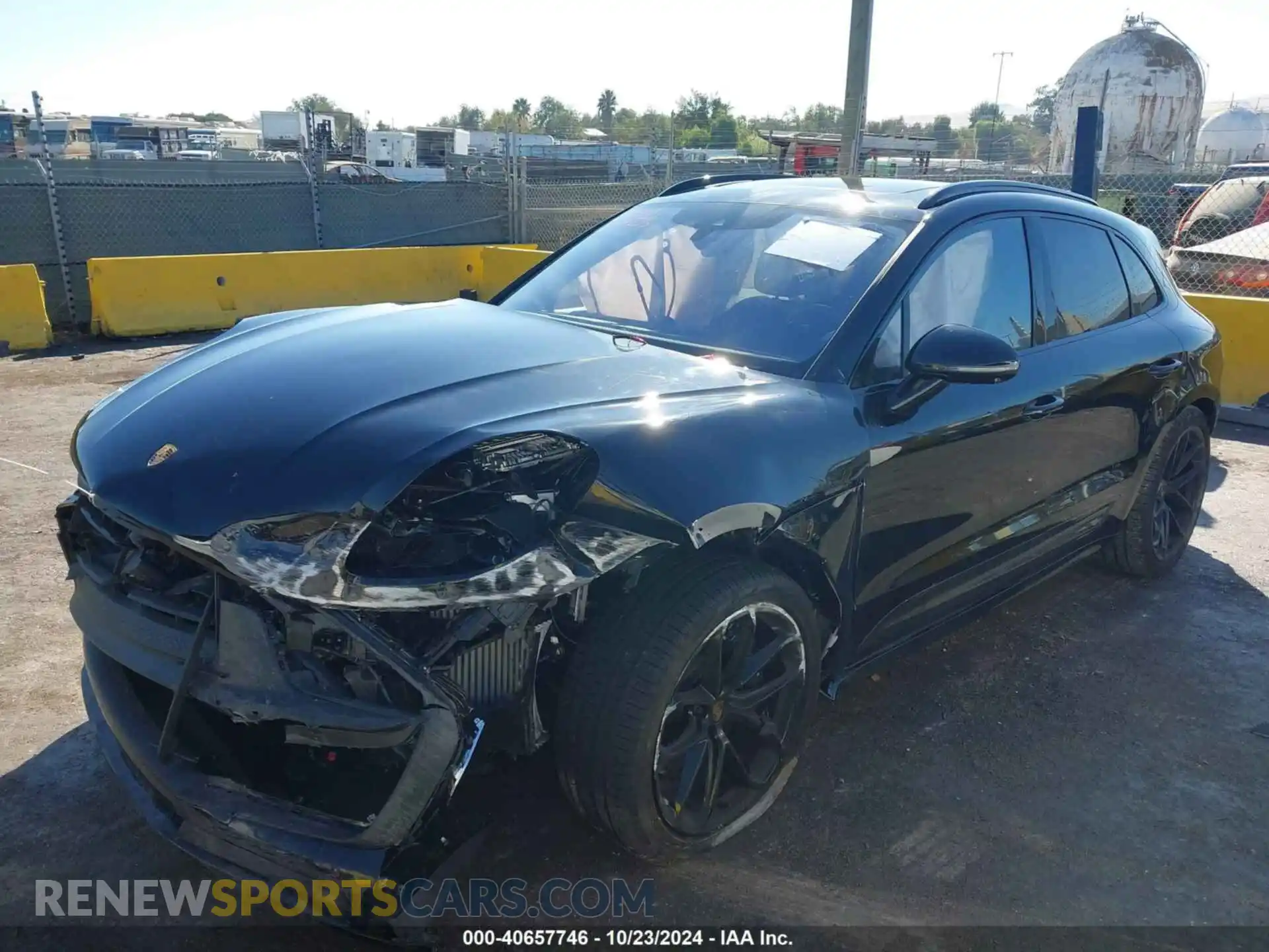 2 Photograph of a damaged car WP1AF2A59RLB57979 PORSCHE MACAN 2024