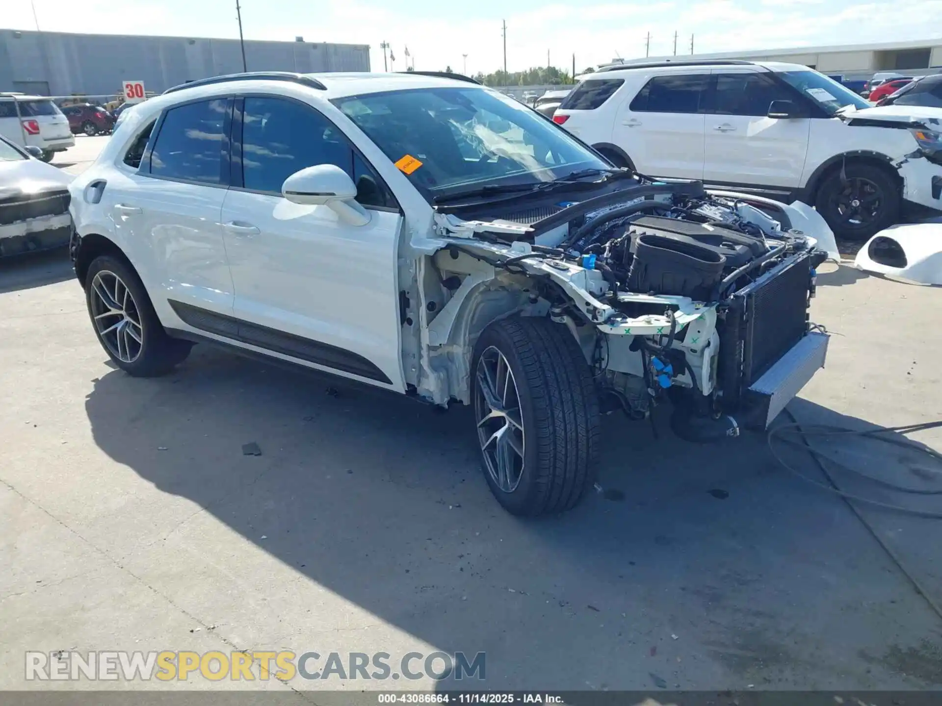 1 Photograph of a damaged car WP1AA2A51SLB09302 PORSCHE MACAN 2025