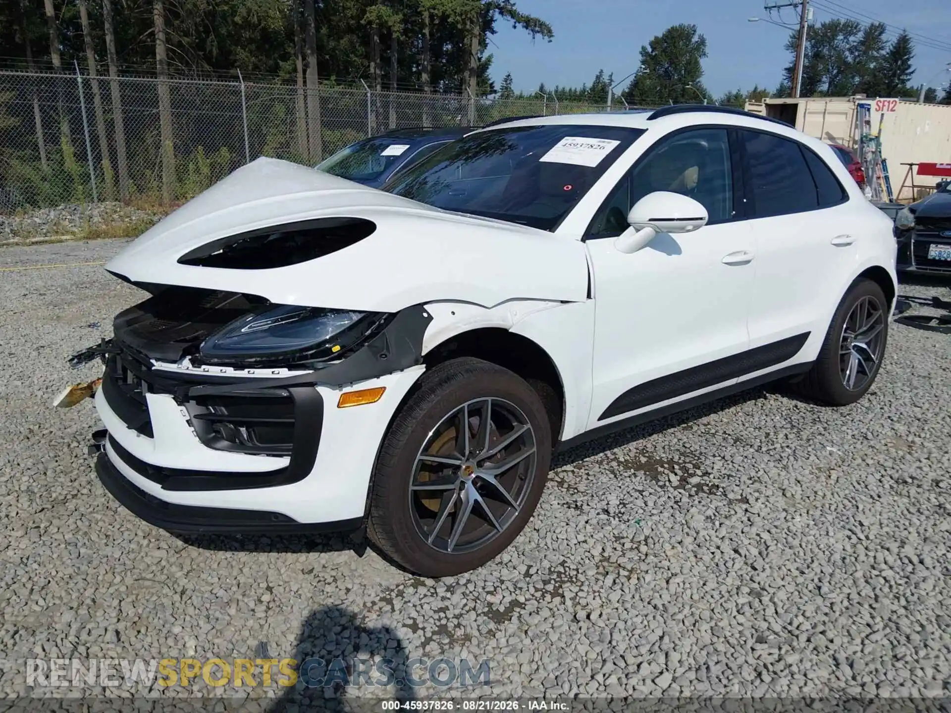 2 Фотография поврежденного автомобиля WP1AA2A52SLB03072 PORSCHE MACAN 2025
