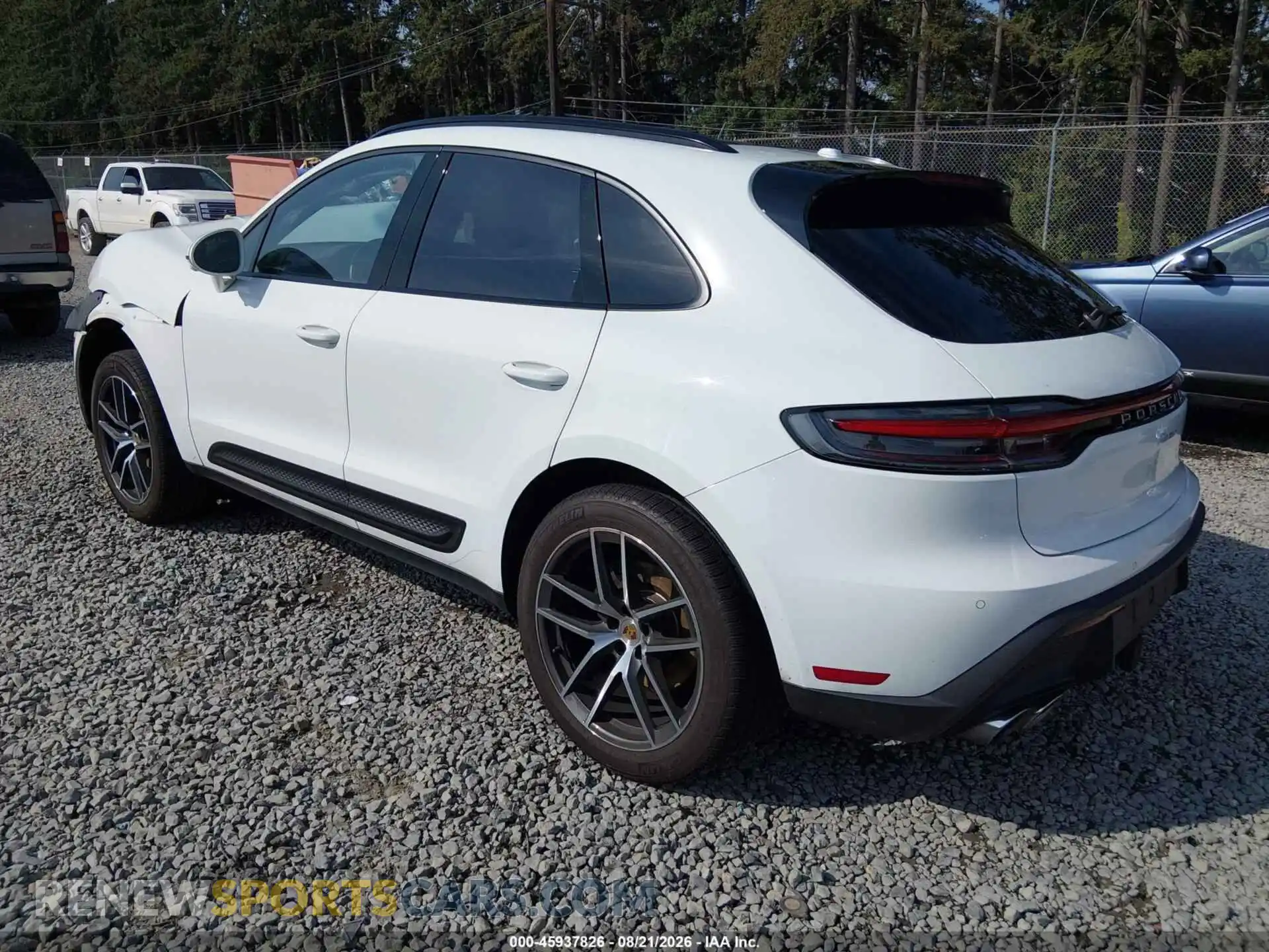 3 Фотография поврежденного автомобиля WP1AA2A52SLB03072 PORSCHE MACAN 2025