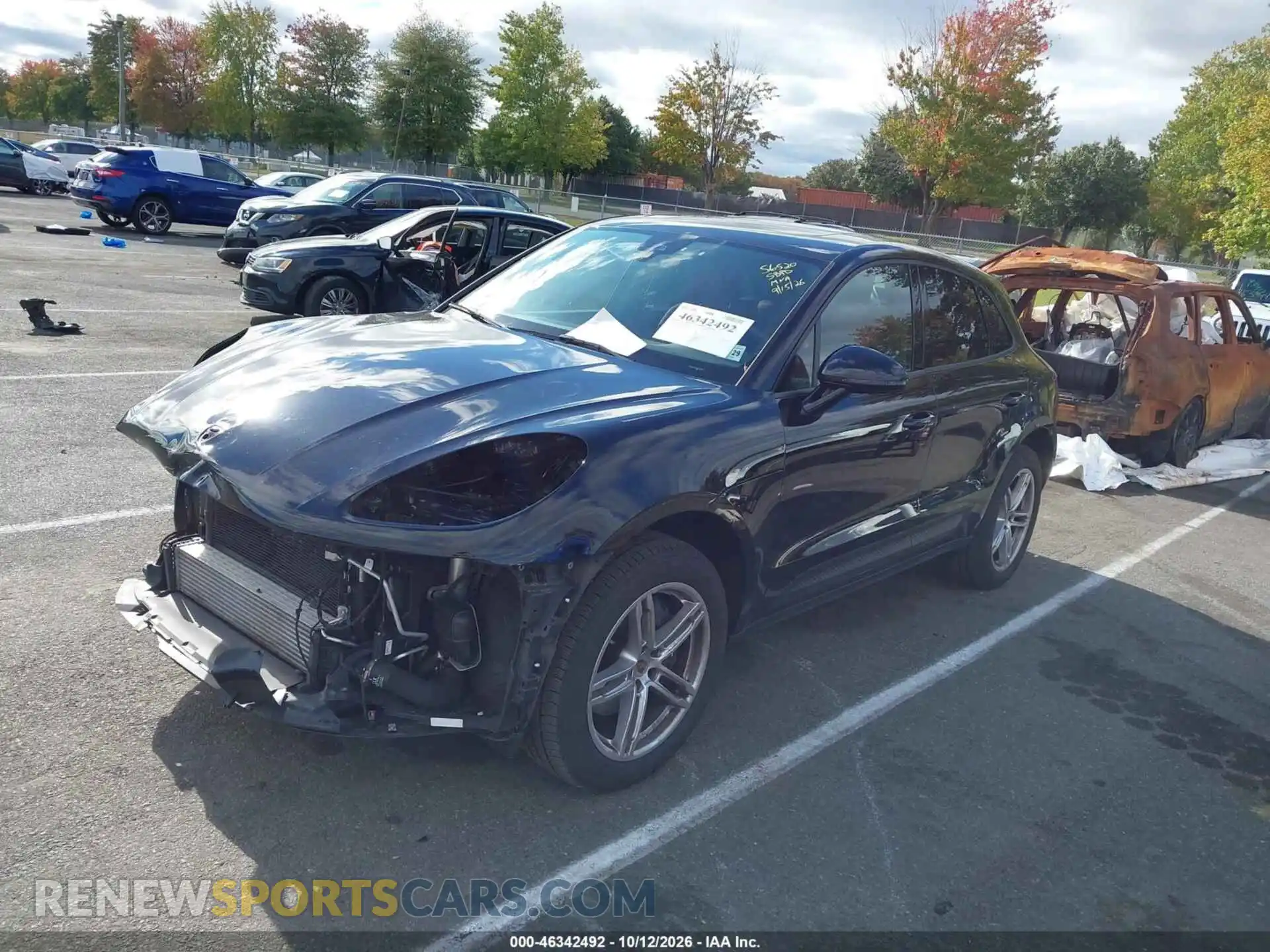 2 fotografías del automóvil dañado WP1AA2A53SLB02142 PORSCHE MACAN 2025
