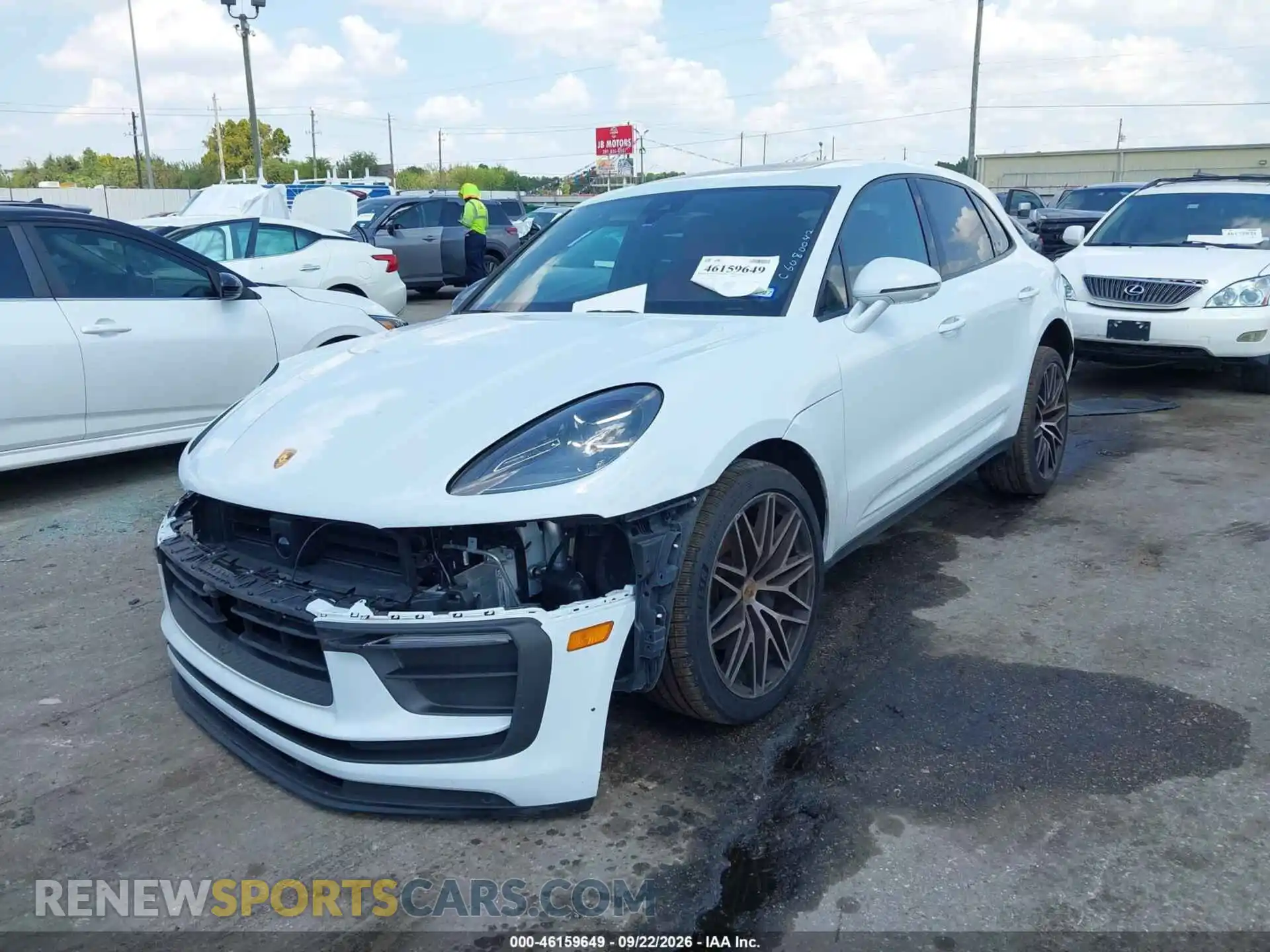 2 Фотография поврежденного автомобиля WP1AA2A56SLB10896 PORSCHE MACAN 2025