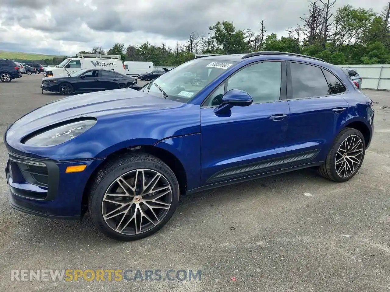 1 Photograph of a damaged car WP1AA2A58SLB03318 PORSCHE MACAN 2025