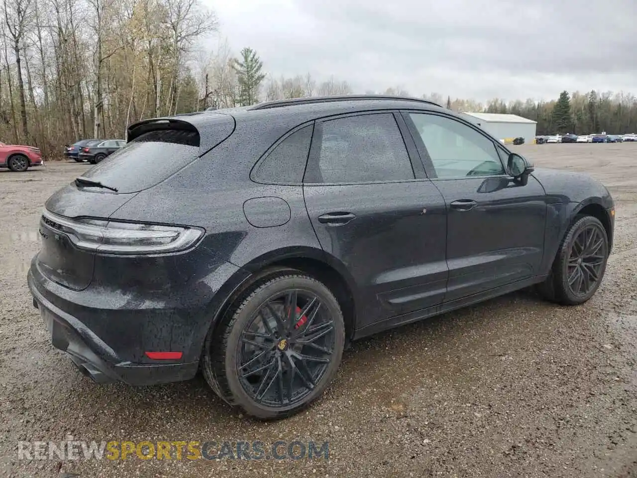 3 Photograph of a damaged car WP1AF2A51SLB52202 PORSCHE MACAN 2025